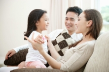 Làm thế nào để trở thành bạn của con trẻ?