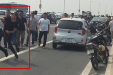 Cái ‘gạt tay vào má’, xảo thuật và tiếng nói của sự thật