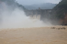 Thủy điện Hố Hô: Xả lũ hay ‘tạo lũ’?