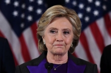Bà Hillary Clinton nói: Không nhớ gặp mặt, liên hệ, hay biết về tội ác của ông Epstein
