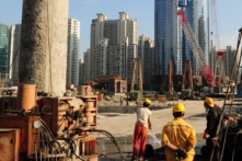 Học giả Trung Quốc: Ba vấn đề nghiêm trọng của nền kinh tế Trung Quốc