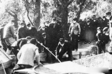 Đào mộ nhục thi trong thời “Cách mạng Văn hóa” Trung Quốc