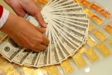 Giá vàng, tỷ giá USD tăng mạnh sau kỳ nghỉ Tết âm lịch