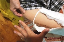 Vụ học sinh tiểu học gãy chân: 21 giáo viên phản bác những gian dối của Hiệu trưởng