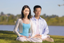 Ngồi đả tọa: Bí quyết dưỡng sinh kỳ diệu của Trung y