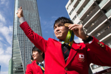 Olympic Nhật Bản 2020 sẽ làm huy chương tái chế từ… điện thoại