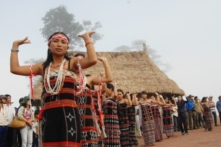 Đưa di sản văn hóa phi vật thể – múa Cơ Tu trình diễn trong mỗi đêm rằm ở Hội An