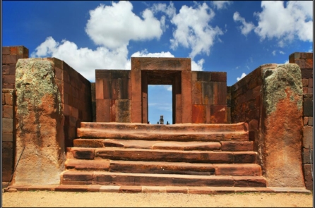 Ảnh: Di chỉ đá Puma Punku có phải đã được ‘khoan cắt’ bằng công nghệ tiên tiến?