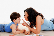 3 độ tuổi “nổi loạn” của trẻ, cha mẹ cần chú ý để giáo dục con tốt