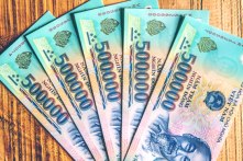 Quan sát của một người nước ngoài: Tiền Việt Nam nhiều số 0 quá!