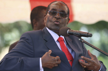 Kết cục của Mugabe là lời nhắc không dễ chịu đối với Đảng Cộng Sản Trung Quốc
