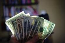 Nợ công 2017 tiếp tục phình to, mỗi người phải ‘gánh’ 33 triệu đồng