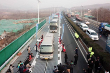 Trung Quốc khánh thành 2km đường cao tốc năng lượng mặt trời