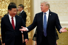 Chính quyền Trump đang từ từ “thít cổ” Trung Quốc
