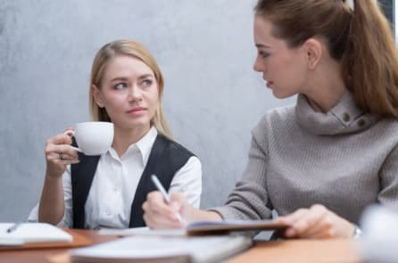 11 dấu hiệu cho thấy đối phương đang nói dối bạn