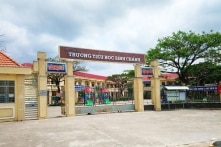 Long An: Xác nhận vụ việc cô giáo quỳ gối xin lỗi và kiểm điểm các cá nhân liên quan