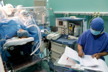 Tâm sự của một bác sĩ với các phụ huynh muốn con học ngành Y