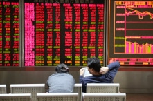 Sau đe dọa của Trump, chứng khoán Trung Quốc mất 514 tỷ USD