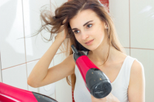 Gội đầu mỗi ngày có tốt cho tóc hay không? 