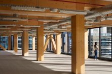 Chiêm ngưỡng tòa nhà 10 tầng ở Úc được xây bằng… gỗ