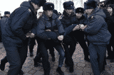 nguoi bieu tinh Kyrgyzstan bi bat giu