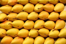 Mẹo để mua được hoa quả chín ngon mà không cần cắt ra ăn thử