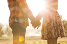 3 mẩu chuyện ý nghĩa và cảm động về tình yêu