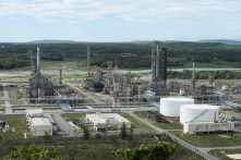 Đề xuất thuế nhập khẩu 0% đối với dầu thô, khoáng sản