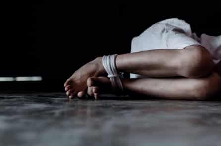 ‘Hố đen’ của người yếm thế