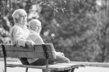 Hai người “ngốc” nhất thế gian là cha và mẹ