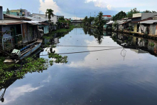 Bộ TN-MT phối hợp xử lý ô nhiễm trên sông Cái Lớn