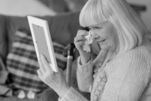 Để ta nhớ về nhau với niềm yêu thương chứ không phải bằng nỗi đau!