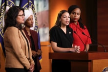 100 ngày ông Biden làm TT vượt quá kỳ vọng của Dân biểu cấp tiến AOC