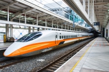 Vì sao Bộ Kế hoạch và Đầu tư đề xuất đường sắt tốc độ 200 km/h?