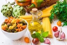 Bí mật trong chế độ ăn Địa Trung Hải: Dầu ô-liu