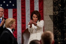 Ai đã ngăn cản Tổng thống Trump chống dịch?