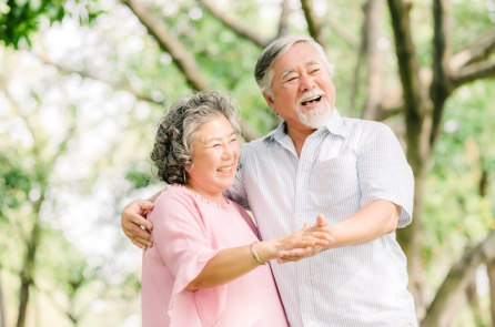 Vì sao gọi tình nghĩa vợ chồng là tình nghĩa “kết tóc phu thê”?