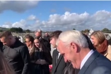 Tang lễ hài hước ở Ireland: Bản ghi âm cuối cùng của người đã khuất