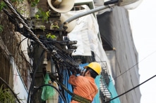 Bộ Công thương: Xem xét lộ trình tăng giá điện ‘hợp lý’ của EVN