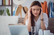 Cảm xúc gây ảnh hưởng đến sức khỏe thể chất như thế nào?