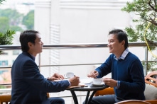 Tri âm và tri nhân khác nhau thế nào?