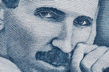 Bí mật của ý thức: Câu chuyện về khả năng ngoại cảm của Nikola Tesla