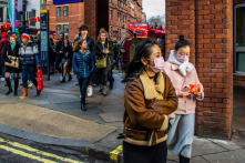 COVID-19: Vì sao Anh không đóng cửa trường học?