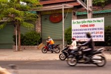 TP.HCM kiến nghị giảm 50% tiền điện, tiền thuê đất cho doanh nghiệp