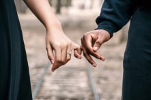 Thói quen nhỏ nhưng rất quan trọng để duy trì hôn nhân bền chặt