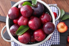 Những người nào không nên ăn quả mận?