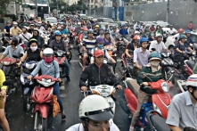 Bộ Tài chính tiếp tục đề nghị thu phí bảo vệ môi trường đối với khí thải