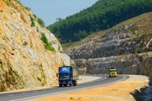 Vì sao lại chấp thuận chuyển đổi 3 dự án cao tốc Bắc-Nam sang đầu tư công?