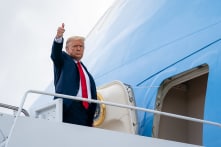 TT Trump nói ông đã hoãn đàm phán thương mại với Trung Quốc