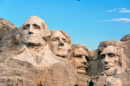 Ông Donald Trump, vị Tổng thống thứ 5 của núi Rushmore